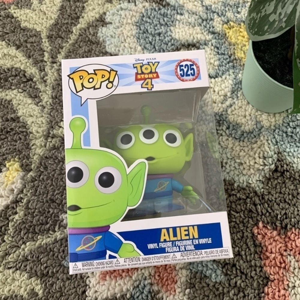 2019 Disney Pixar Toy Story 4 Alien 525 Funko Pop Vinyl Collector Pizza Planet - Picture 5 of 5